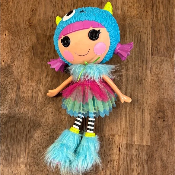 Fur Monster Lalaloopsy doll and Friend - Picture 4 of 4
